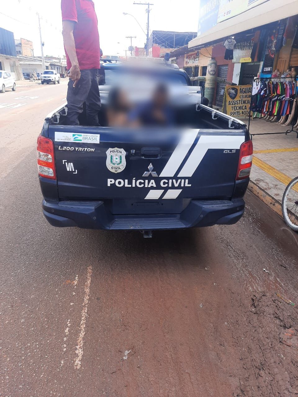EM MACAPÁ, POLÍCIA CIVIL PRENDE MULHER ACUSADA PELA PRÁTICA DOS CRIMES DE TRÁFICO DE DROGAS E FURTO